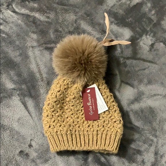 Gelso Bianco Accessories - Gelso Bianco Wool Pompom Winter Hat